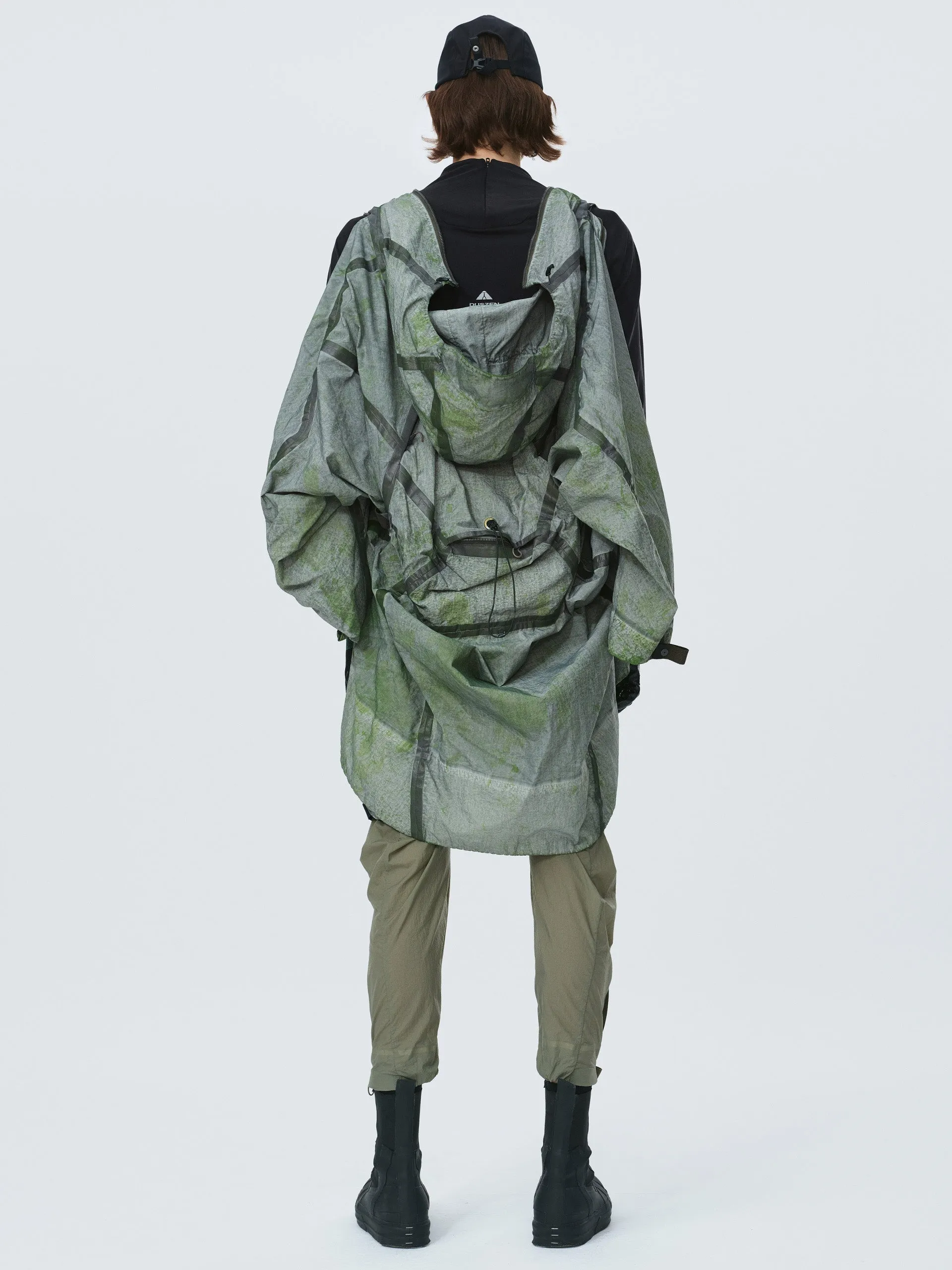 edge vagrants / backpack overcoat