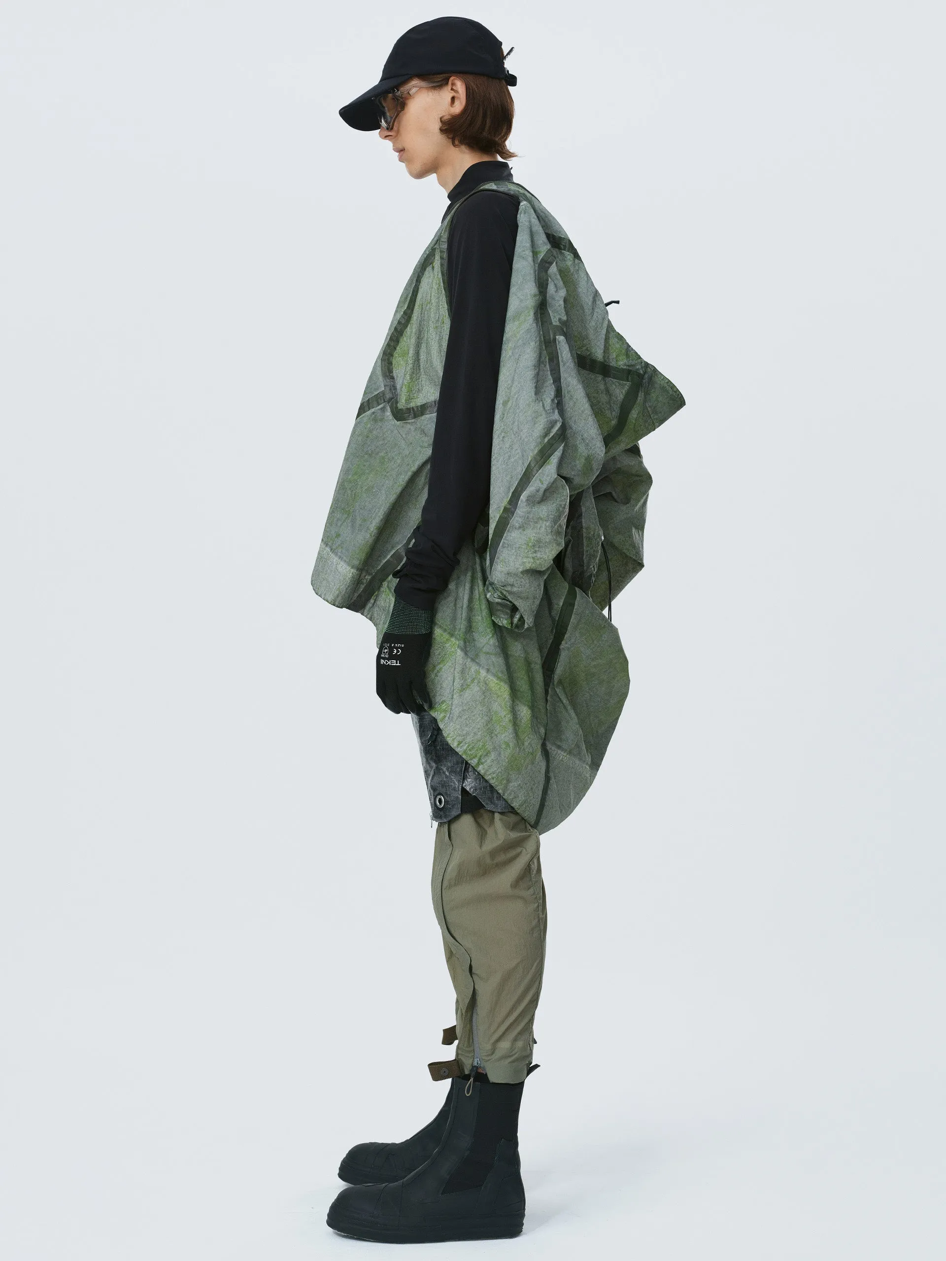 edge vagrants / backpack overcoat