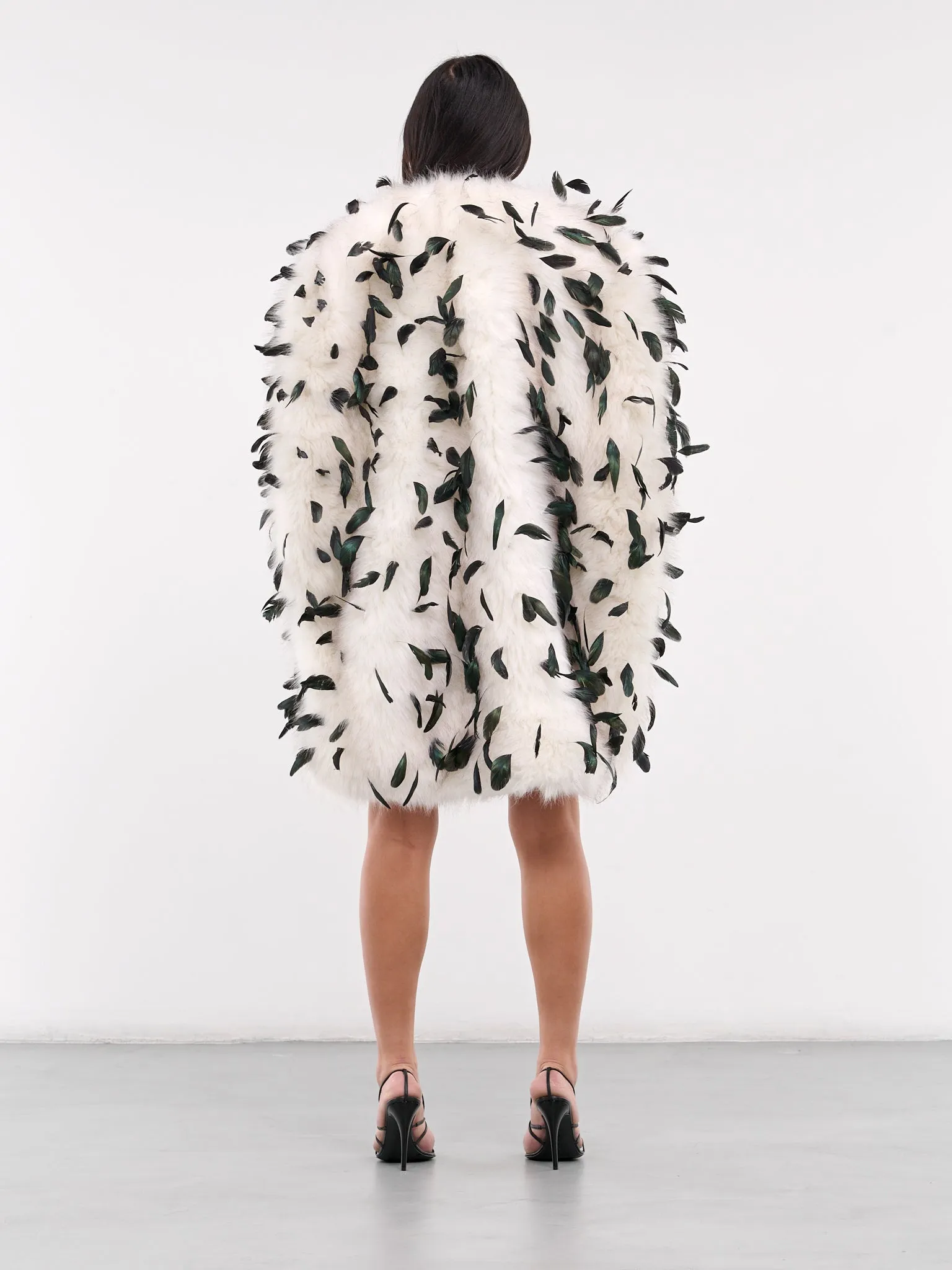 Faux Fur Feather Coat (JA10BW15-BLACK-WHITE)