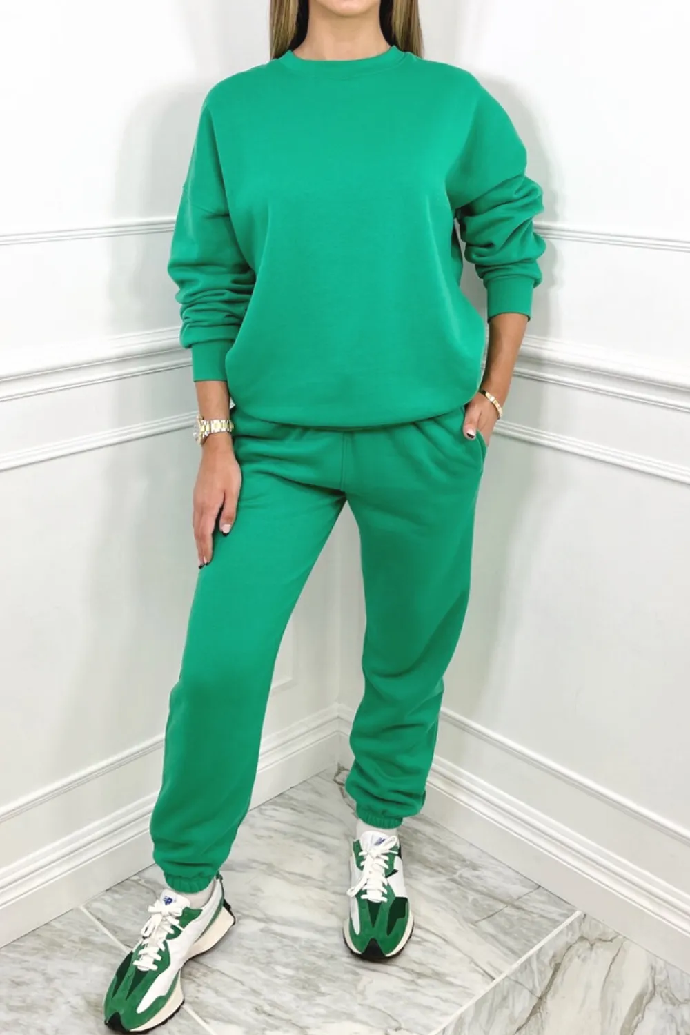 Glamify Bottle Green sweater essential loungewear set