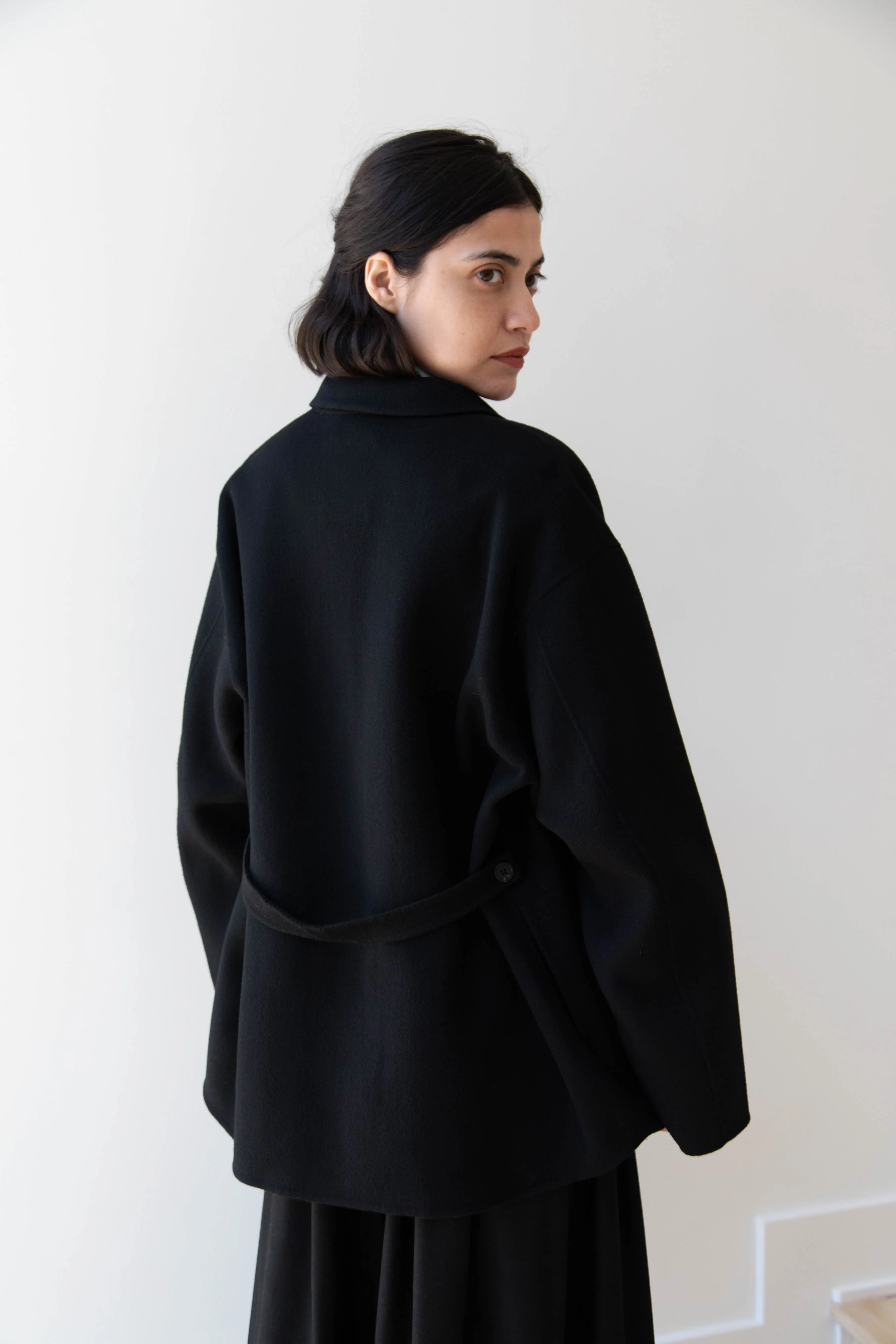 Le 17 Septembre | Belted Jacket in Black