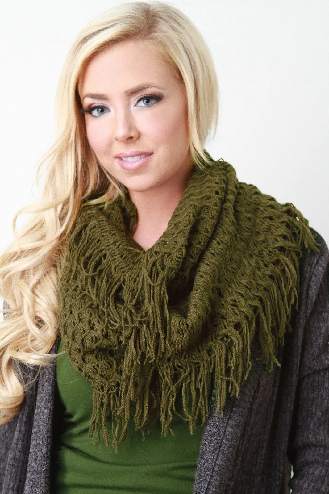 Loose Knit Fringe Hem Infinity Scarf