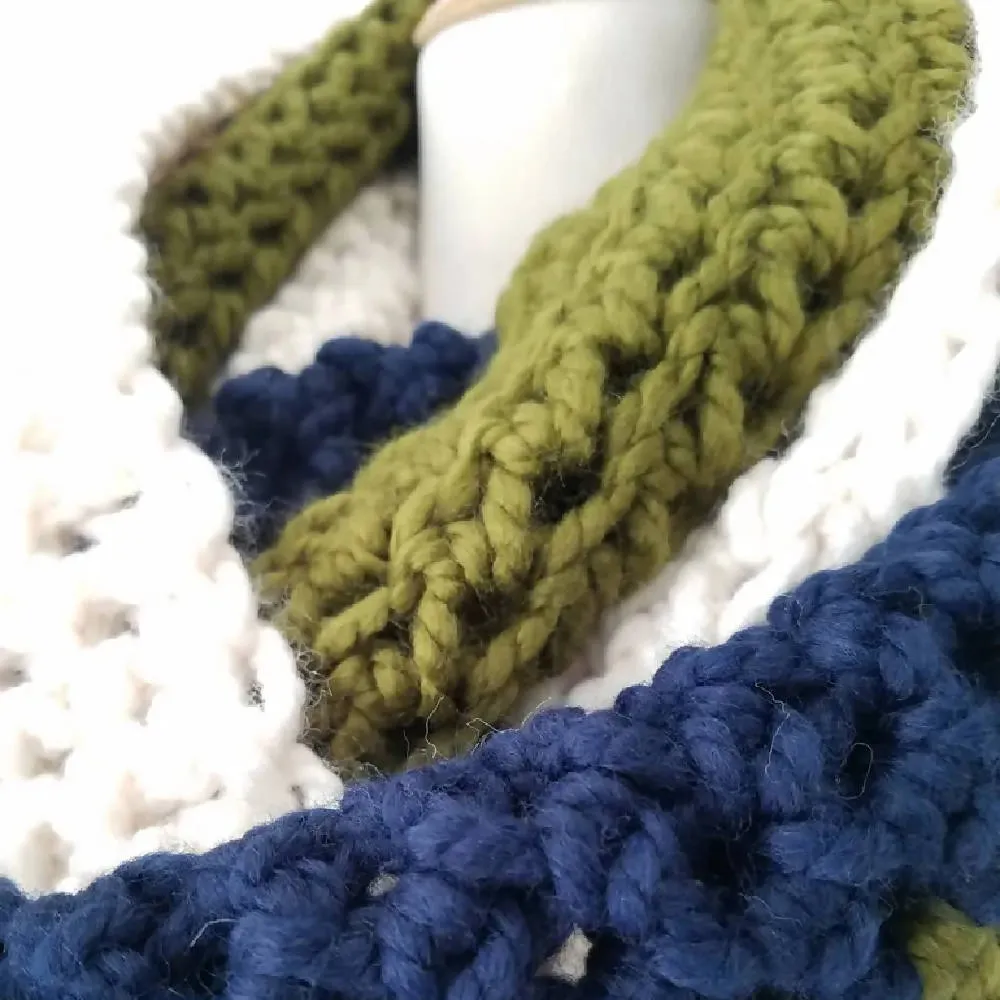 Oversized Infinity Scarf - Tricolor Olive