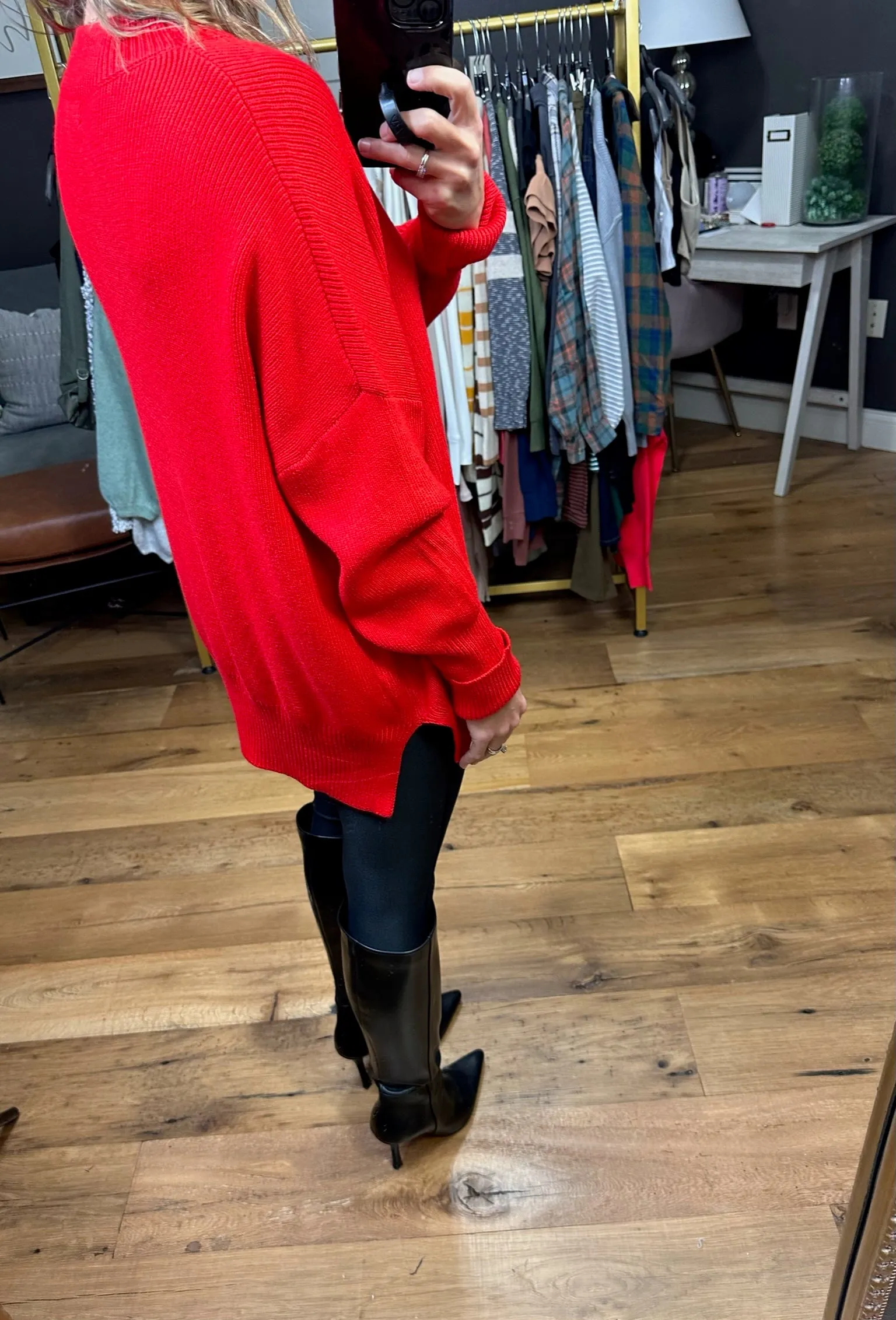 Quick Decision Ribbed Sweater With Side-Slit Detail - Red