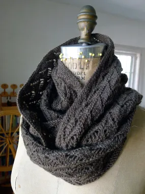 Sculling Cowl/Infinity Scarf <br/><small>knitting pattern</small>