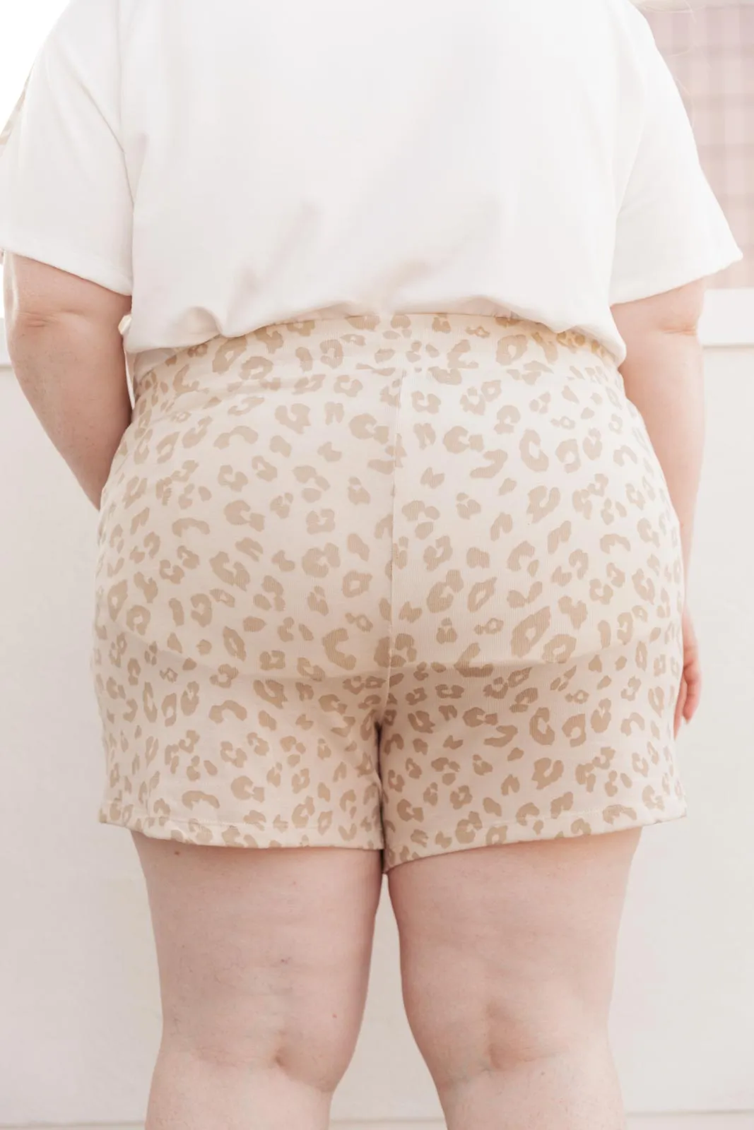 Wild Spots Shorts in Taupe